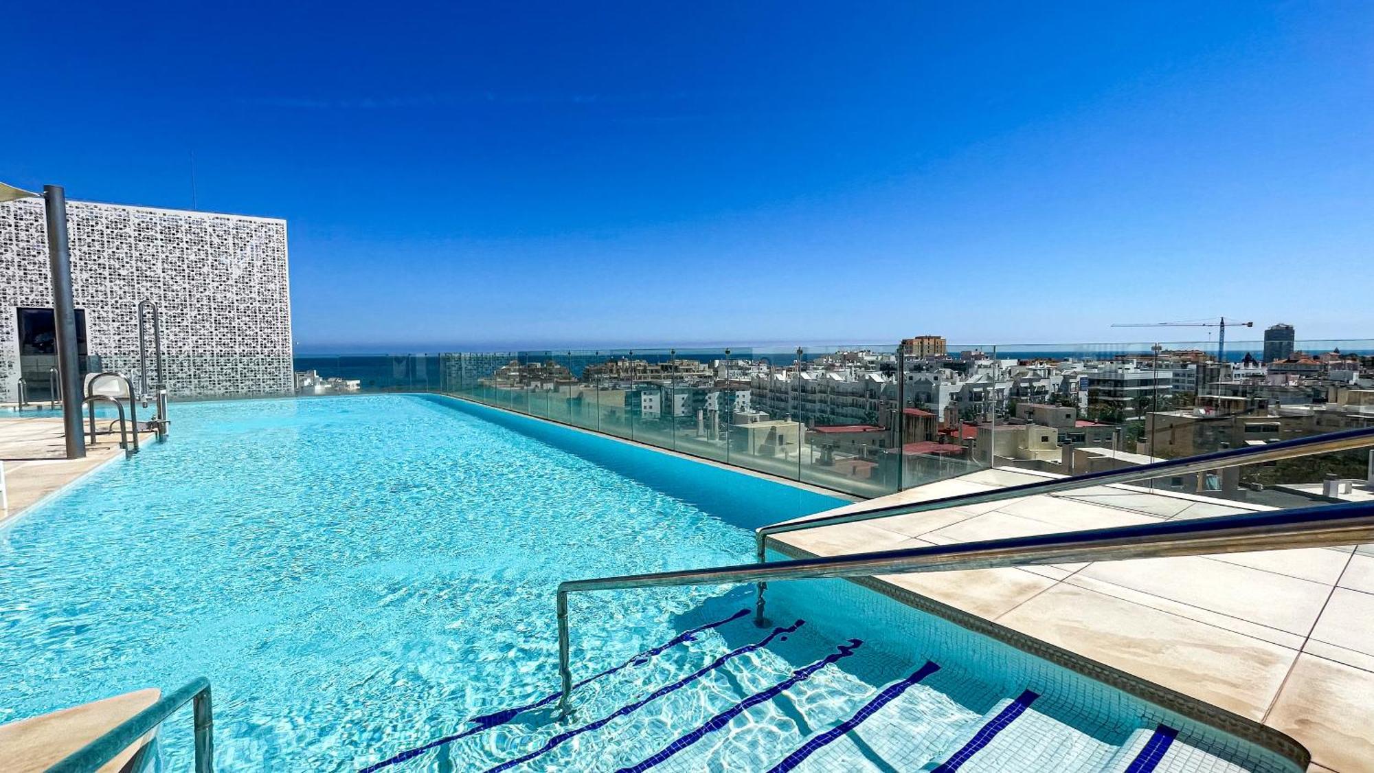 Infinity Estepona Centro エクステリア 写真