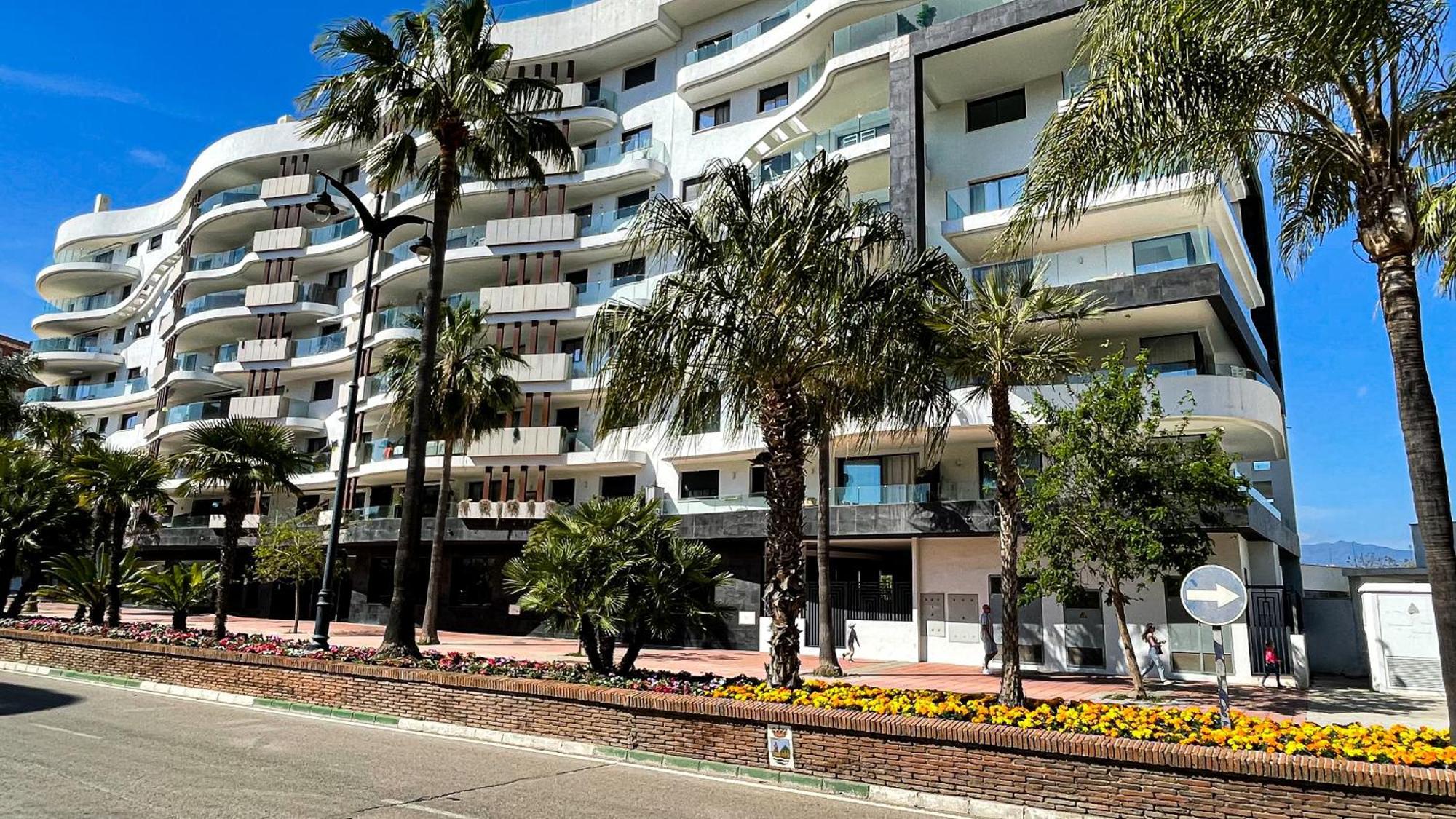 Infinity Estepona Centro エクステリア 写真